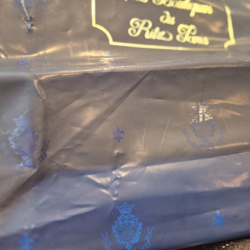 Ritz Paris Blue Shopping Bag - Picture 11 of 16